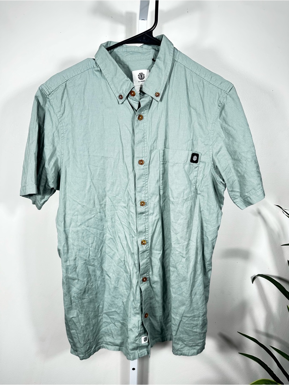 G30. Element Skateboards Men’s M Seafoam Green 100% Cotton Short Sleeve Button